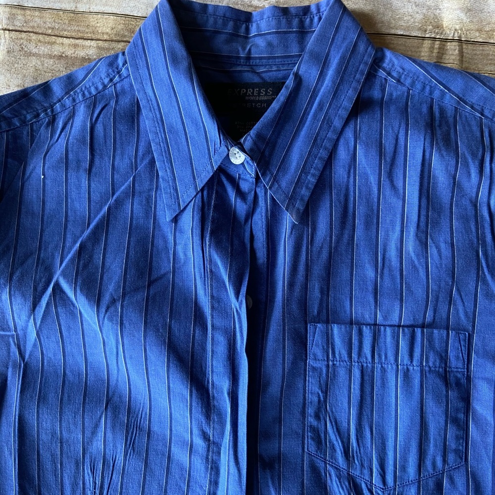 2/$15 Express blue button down - Picture 2 of 5